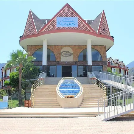 Klados Hotell 3*