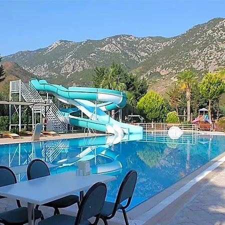 Klados Hotel