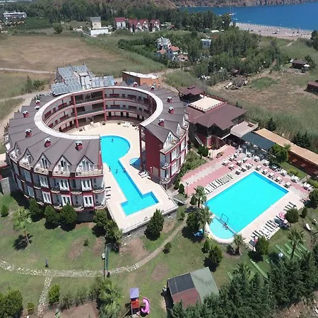 Otel Klados 3*
