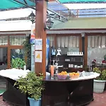 Klados Hotel