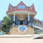 Klados Hotel 3*