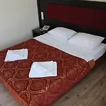 Klados Hotel 3*