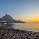 Klados Hotel